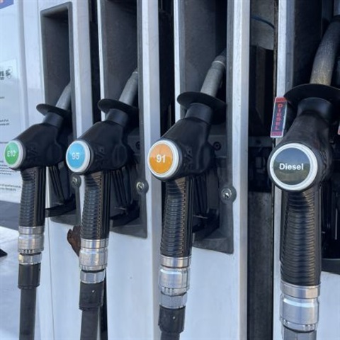 Picture of a fuel bowser