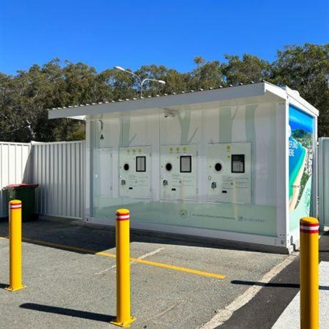 The new Containers for Change reverse vending machine at Noosa Council’s Eumundi Noosa Road waste facility.